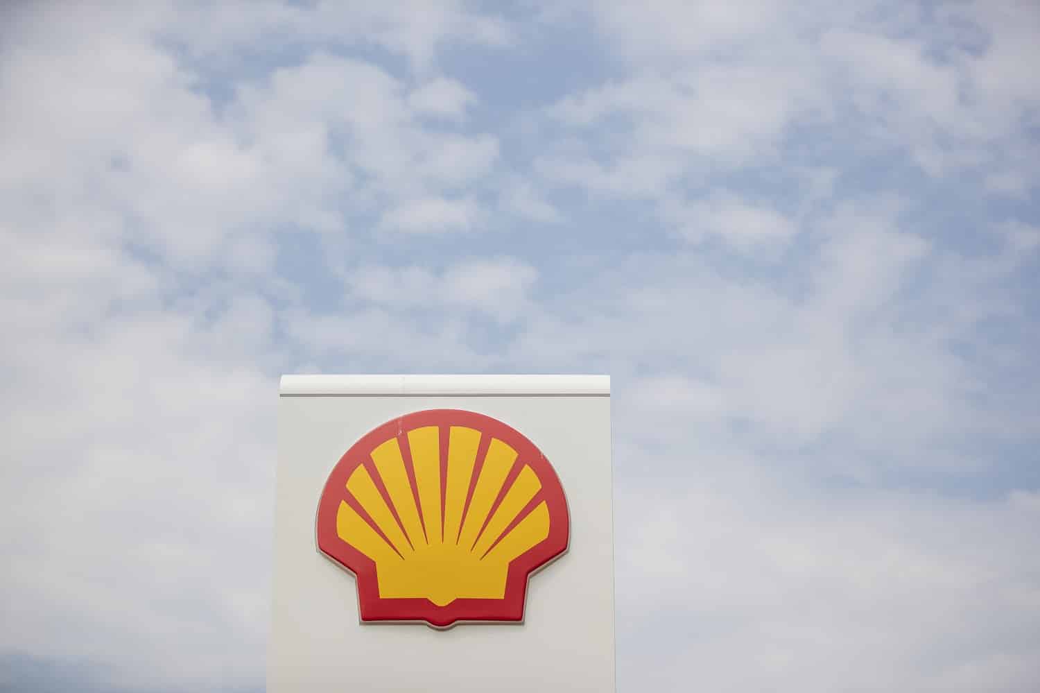 شل وبتروناس تستهدفان إنتاج 200 مليون قدم مكعبة يوميًا من الغاز الطبيعي هذا العام